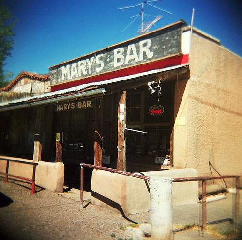 50b55cf8bf7e8-marysbar2.jpg
